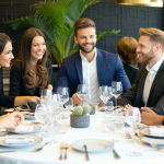 découvrez les règles essentielles des déjeuners d’affaires : conseils pour maîtriser les codes professionnels et éviter les faux pas courants afin de réussir vos rendez-vous et soigner votre image.