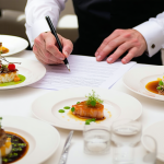 découvrez nos formations pour devenir critique gastronomique : développez votre palais, maîtrisez l'art de la critique et intégrez le monde de la gastronomie professionnelle.