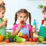 découvrez comment éduquer les enfants au goût tout en préservant leur santé. nos conseils pour concilier gastronomie, plaisir de manger et équilibre alimentaire dès le plus jeune âge.