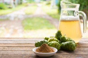 Les vertus du noni et des superaliments dans une approche naturelle de la santé